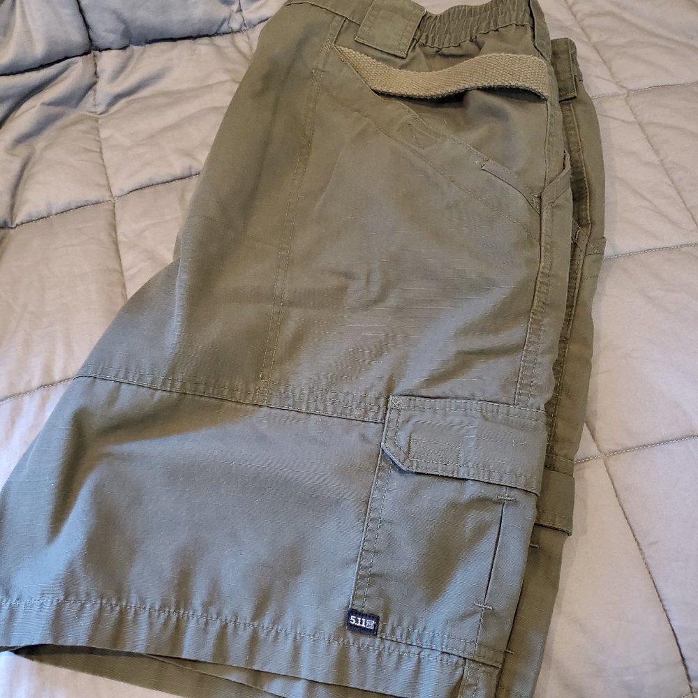 5.11 TACTICAL  9" SHORTS
